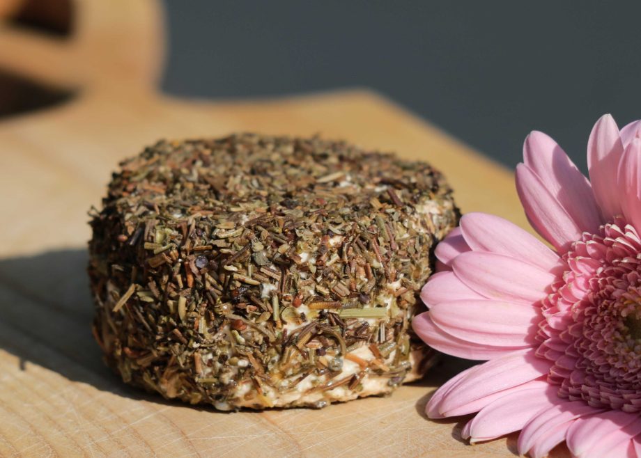 Crottin de chèvre frais bio aux herbes de Provence