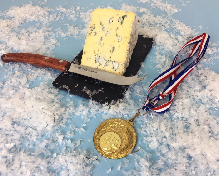 Tome de Laqueuille au bleu Tome de Laqueuille au bleu