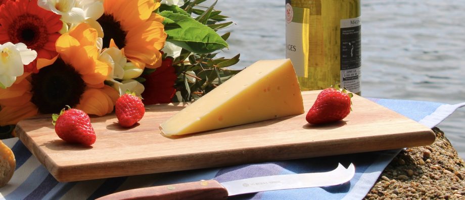 Tomme aux fleurs de sureau